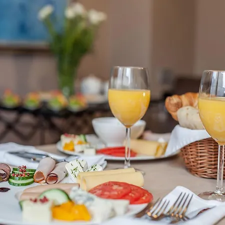 Soleil Boutique H Nocleg ze śniadaniem 4*